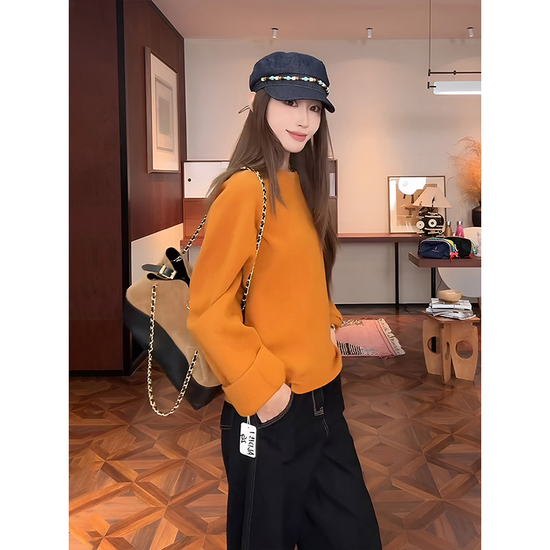 2025秋季宽松圆领100羊毛上衣女