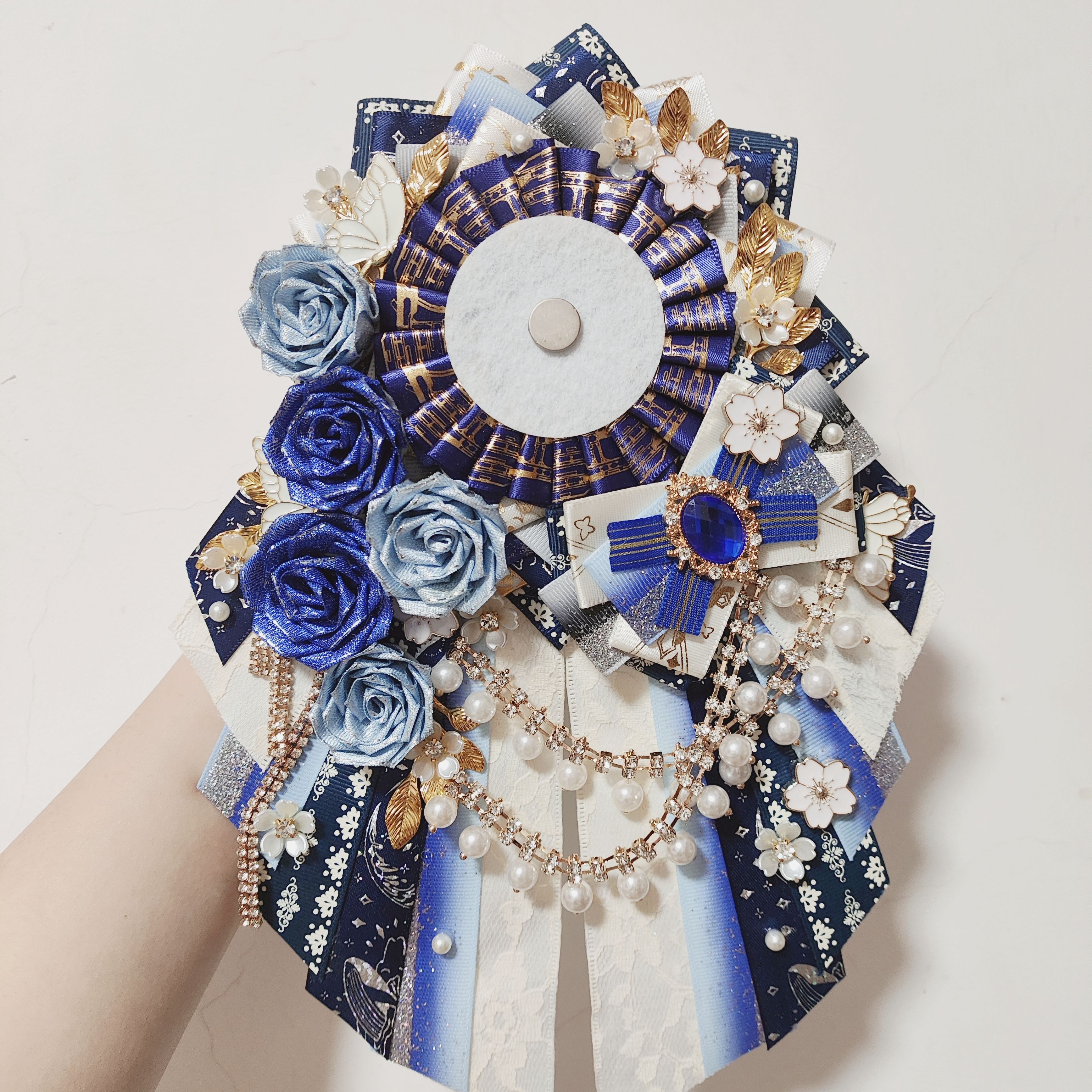 【包邮】白菜华丽吧唧托 原创设计盲盒 谷美痛包 恋与未定光夜