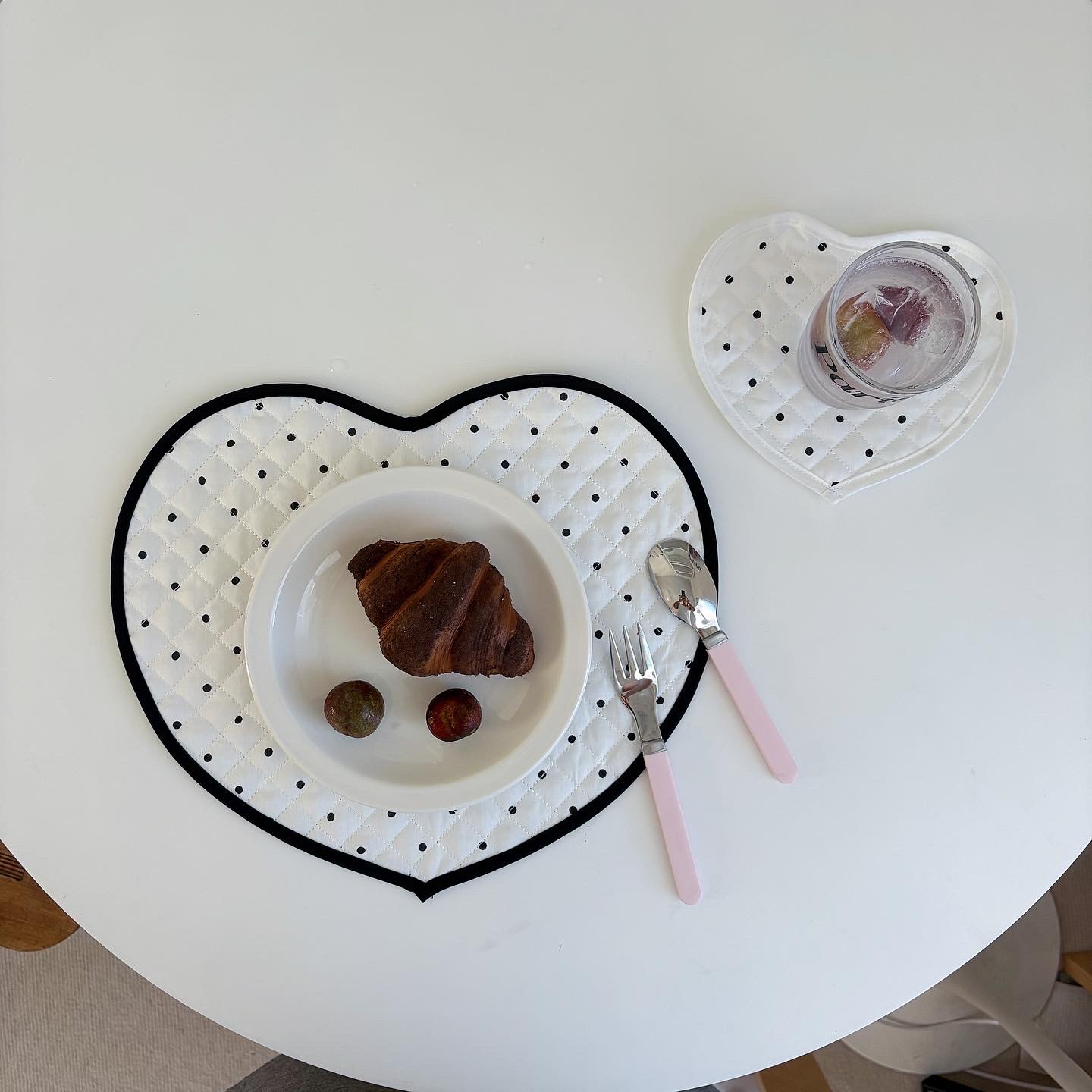 ins黑白波点绗缝爱心餐垫杯垫
