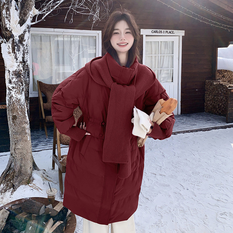 红色针织披肩羽绒服女2024冬季新款今年流行收腰显瘦小个子面包服,女装羽绒服,2C263
