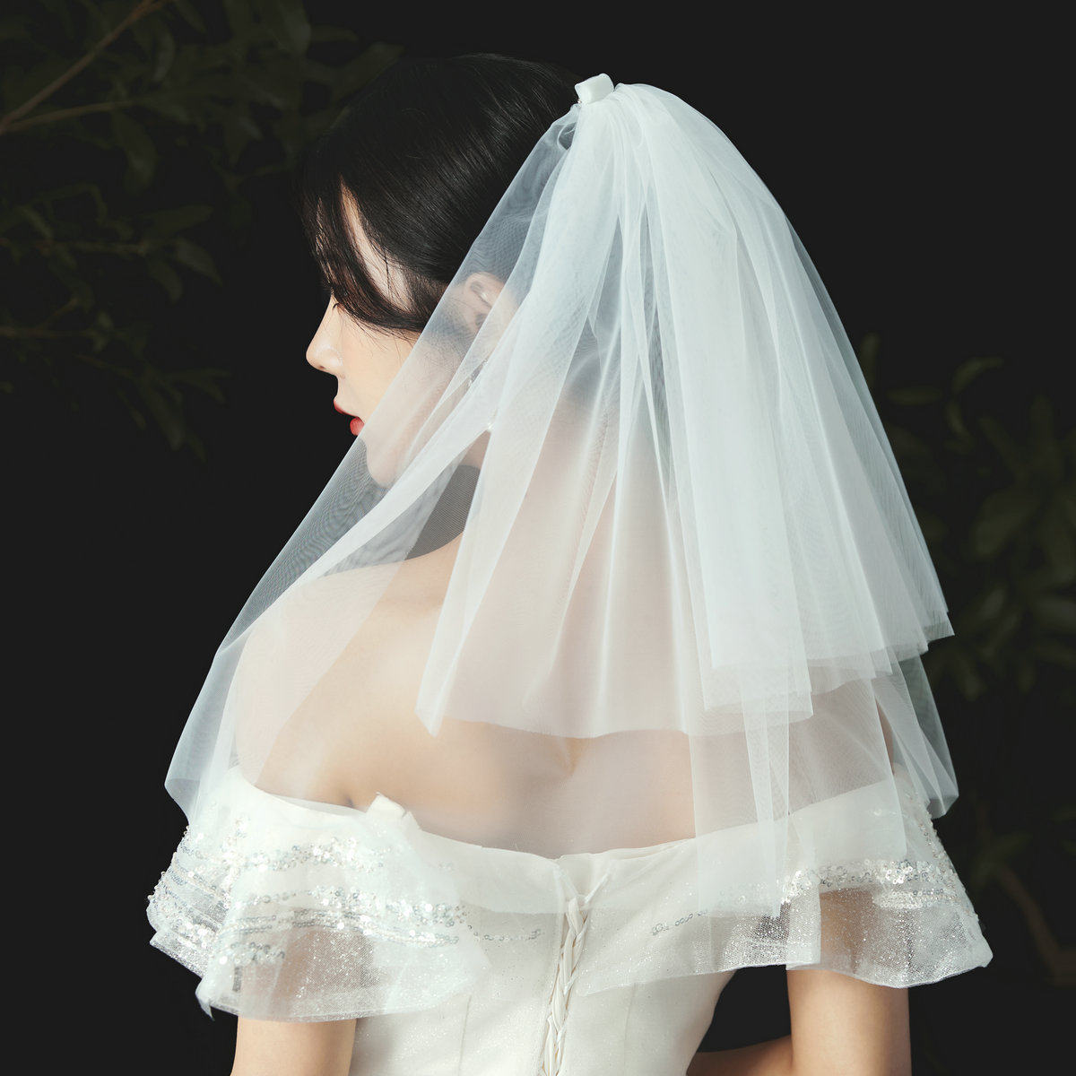 新娘头纱韩式双层素纱遮面短款婚纱头纱旅拍面纱简约蓬蓬婚礼头饰