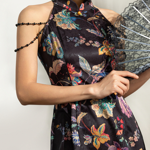 中式 饰少女时尚 改良花朵 旗袍复古收腰显瘦裙黑珍珠吊珠装 新中式