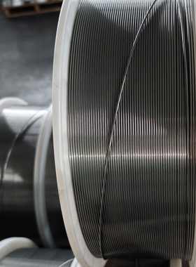 YD618YD988YD708抗磨料磨损抗冲击抗裂漏斗衬板耐磨堆焊药芯焊丝