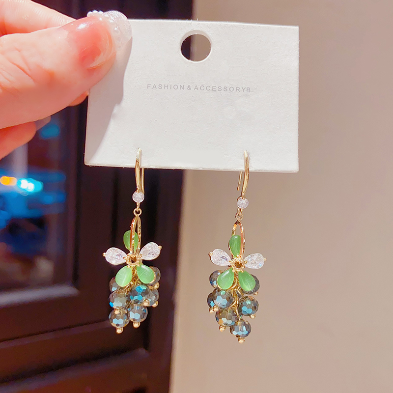 气质轻奢长款水晶葡萄串流苏耳环女圆脸显瘦耳饰高级感无耳洞耳夹