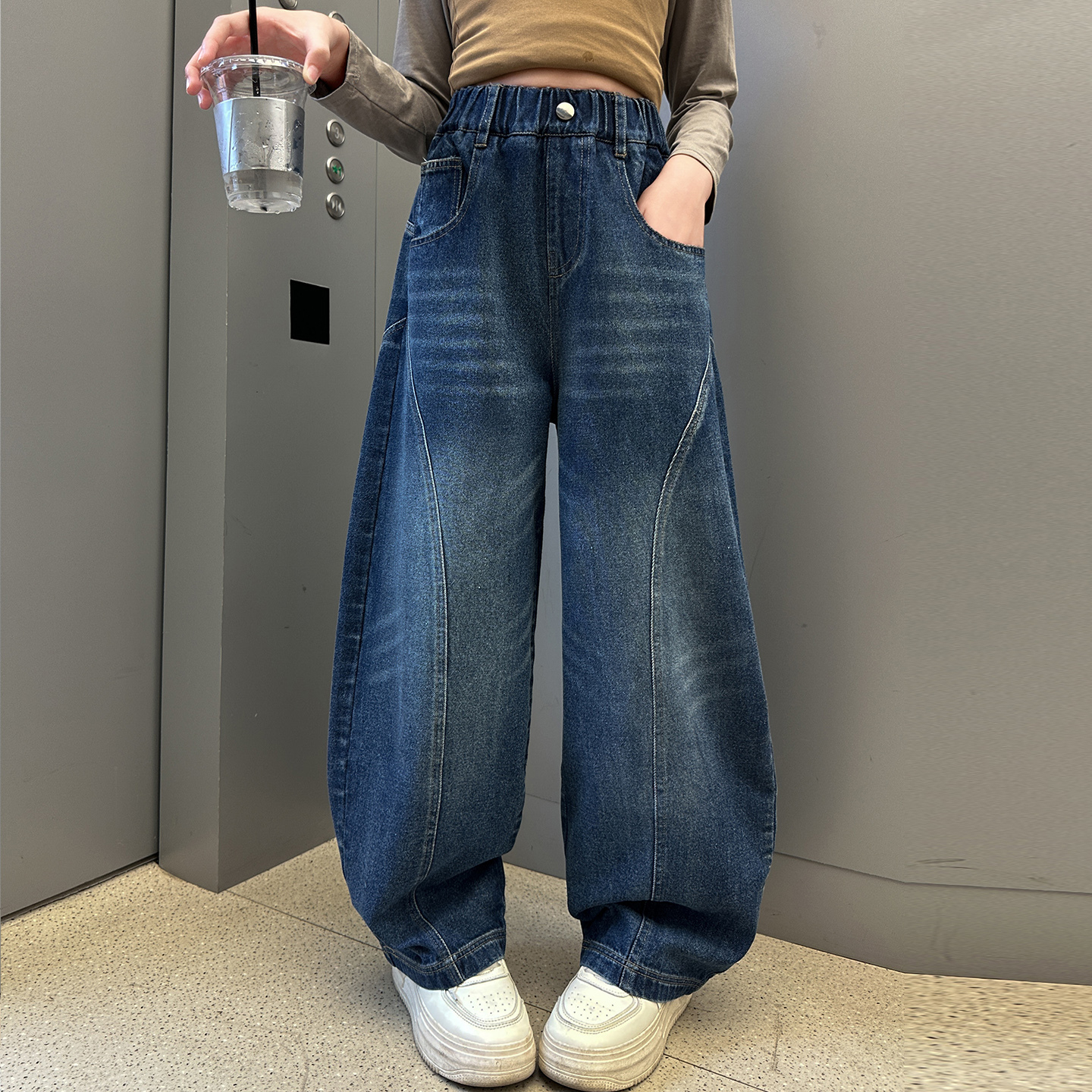 女童牛仔裤秋装2025新款春秋款大童儿童弯刀裤秋冬款女孩加绒裤子