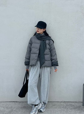 【LILY】立领宽松百搭时尚保暖羽绒服外套(配围巾)  80822