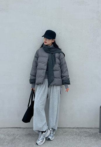 【LILY】立领宽松百搭时尚保暖羽绒服外套(配围巾)  80822