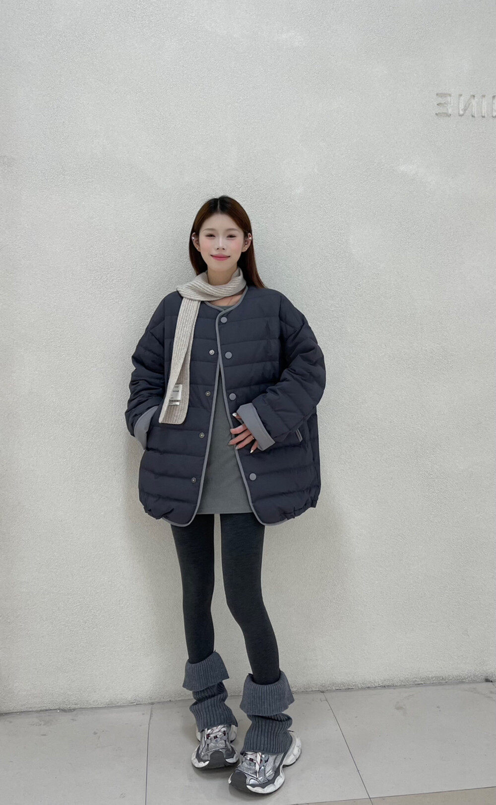 冬上新！【LILY】圆领宽松百搭时尚保暖羽绒服外套  80835#  LHHH