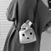 弥与纸箱人尼money包手腕袋背挽斜挎日式 手包同相机像门小手袋女