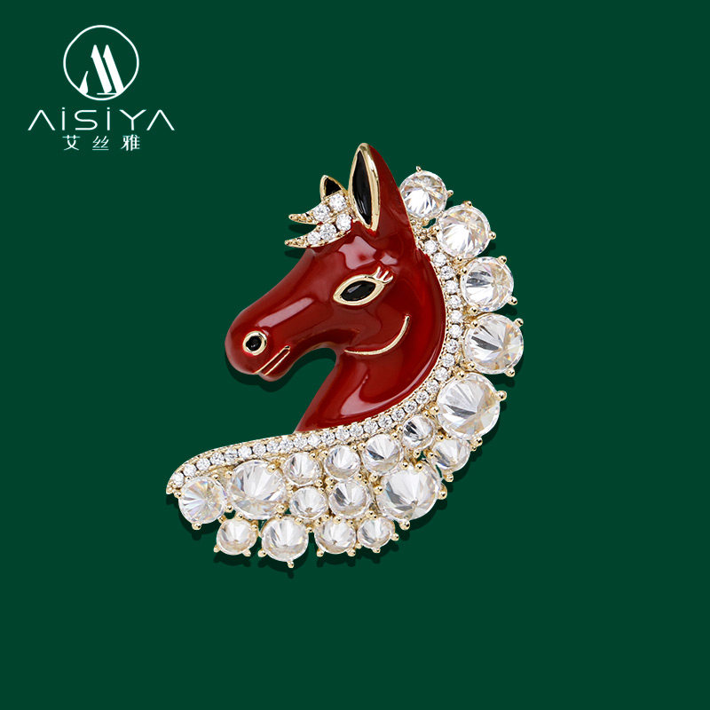 本命马年鸿运胸花水晶马头胸针锆石生肖马造型别针配饰国潮轻奢风