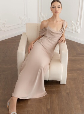 一字肩锻面婚礼女伴娘服礼服裙小众高级感2024新款姐妹团简约显瘦