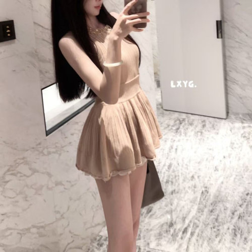 LXYG2026夏串珠挂脖无袖背心收腰针织连衣裙女芭蕾风小个子短裙子