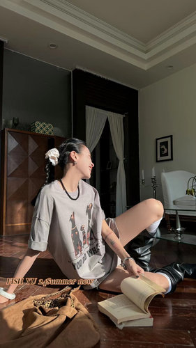 欧货大版T恤女美式复古短袖中长款FISH YU夏狗印花大码炸街上衣潮