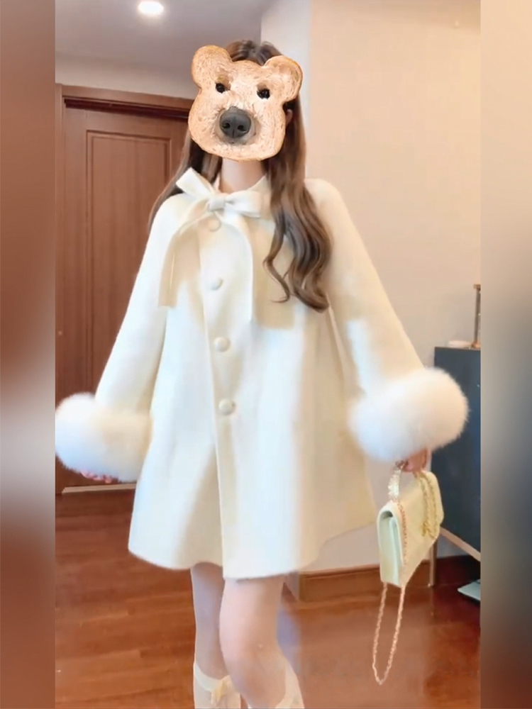 大码法式富家千金白色毛呢外套女装秋冬高级感中长款宽松呢子大衣
