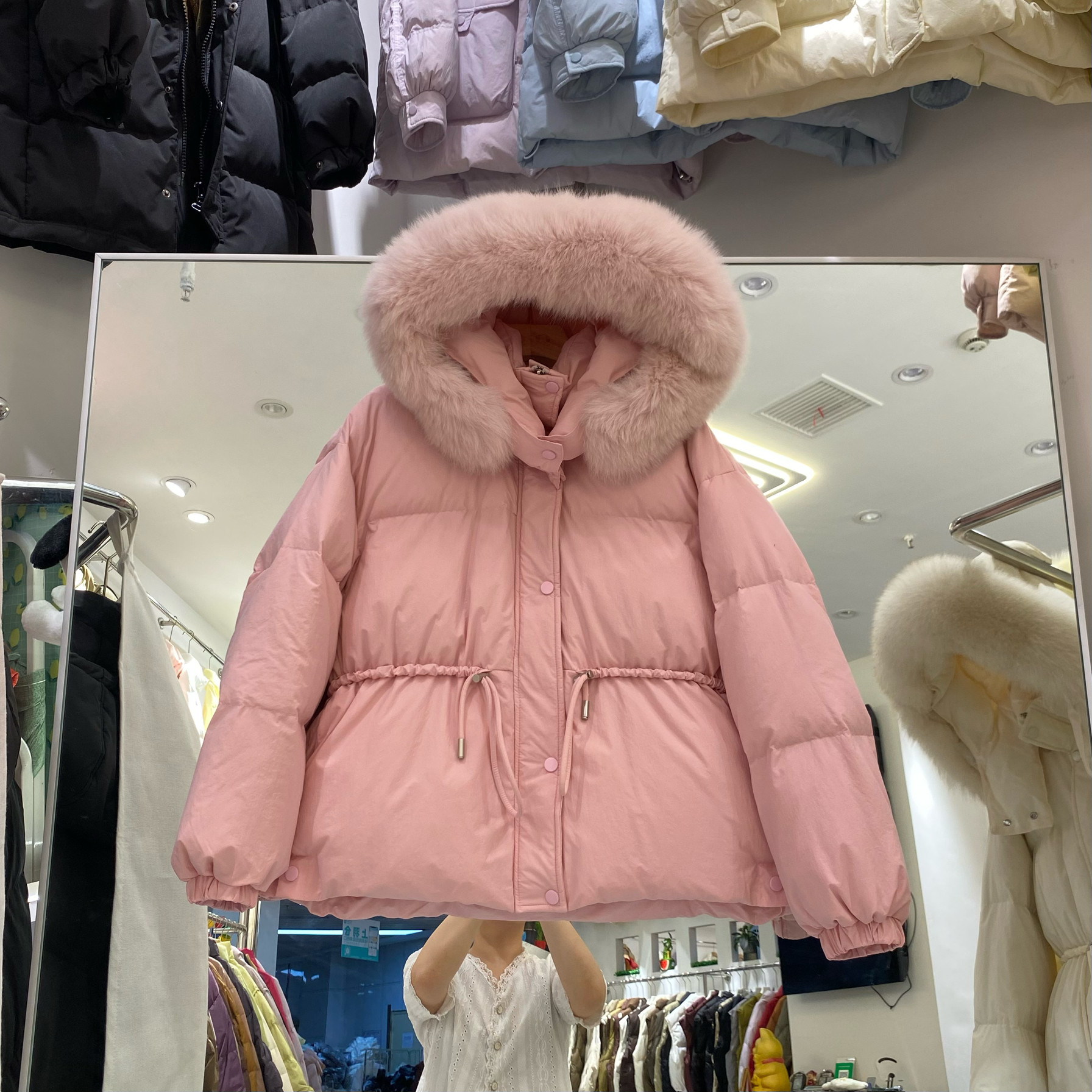 冬季新款羽绒服女装短款大真毛领