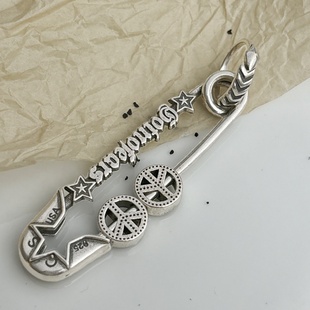 复古大别针吊坠反战符号挂坠项链潮男女个性毛衣链