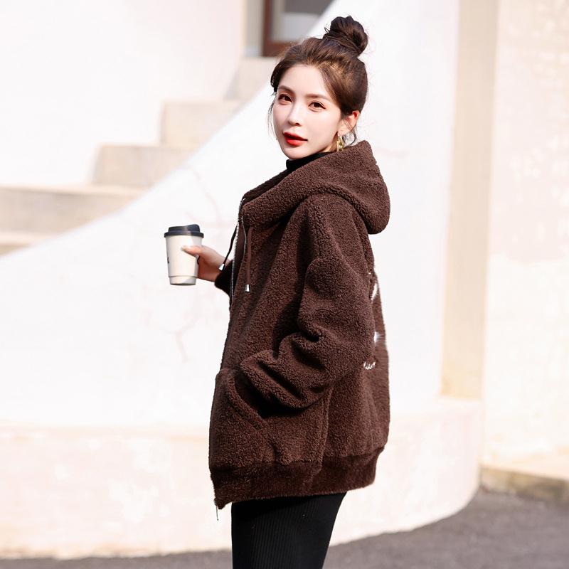 外小个ZYI9557子毛一皮体羊羔毛套女短款冬季新款韩版粒加厚颗绒