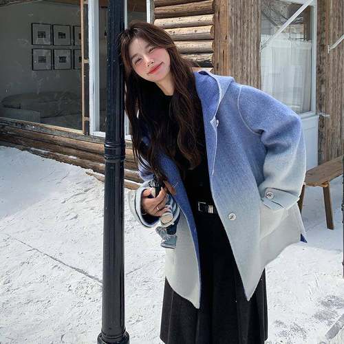 蓝色渐连帽毛双呢套外女变冬新款超好看加厚小c191-T99个子短款面