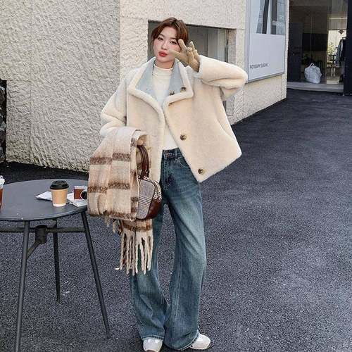 两面穿仿皮女毛一体外套冬季闲B187-102新款流休百行搭羊羔毛大衣