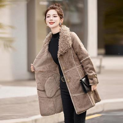 皮毛一体鹿皮款绒外套ZLE8095女中冬新加厚长款龄皮草羊羔减毛领