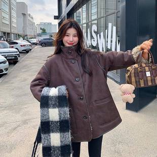 咖c029 设计感厚实保暖 297美冬拉德色双面穿皮仿毛一体外套女新款