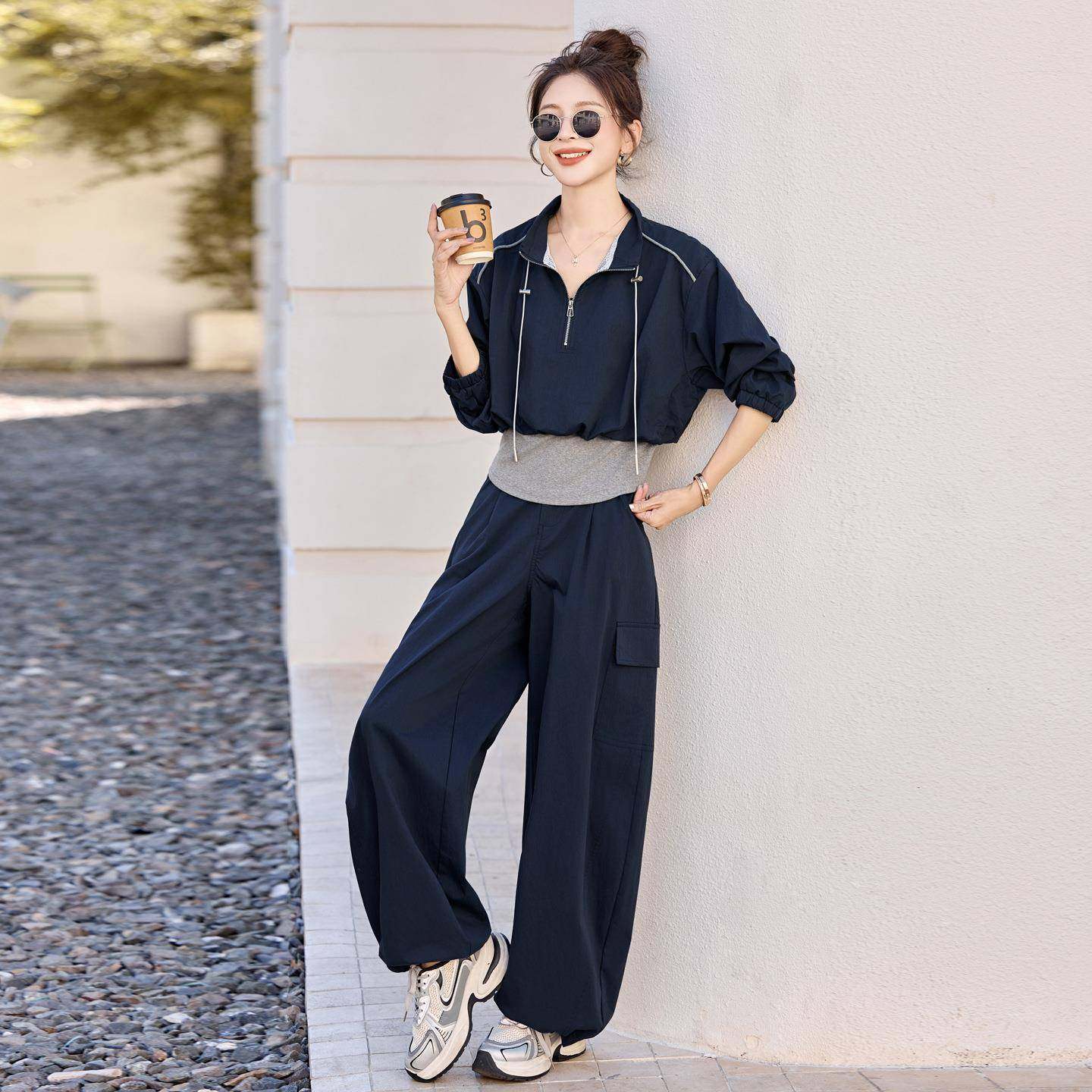 休风闲运动ZYI2615F套装女卫秋季新款撞色拼接收腰衣裤工装阔腿两