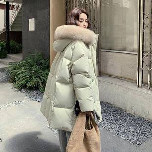 506款 中长b17 巨行好白鸭 流爆看款 奶绿色大毛领连帽绒羽服女冬季