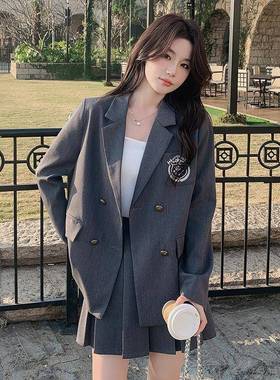 学C12-711院灰色西装套装女秋新宽款高级感松风休闲西两服百褶裙