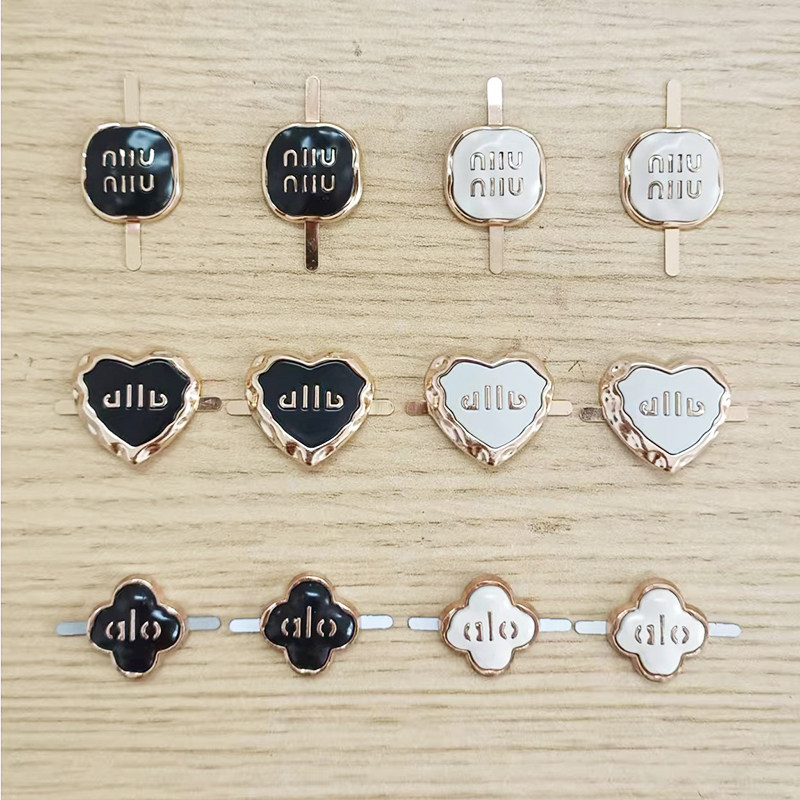 新款爱心四叶草金属鞋扣