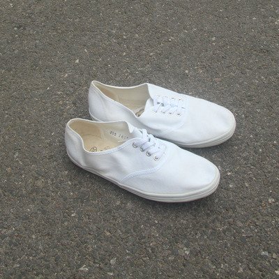 满2双包邮8.31瑕疵男女士低帮系带白色平底休闲男女小白鞋