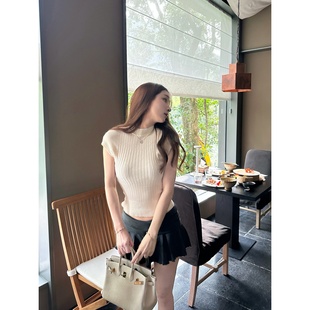 高知千金 zhazha 纯欲修身 米色半高领半袖 上衣 针织短袖 Dear