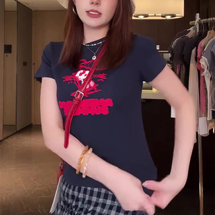 新款 t恤女2025年春季 洋气百搭休闲上衣 印花正肩短袖 美式