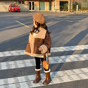 女童皮毛一体加绒外套秋冬装2025新款儿童鹿皮绒加厚保暖大衣机车