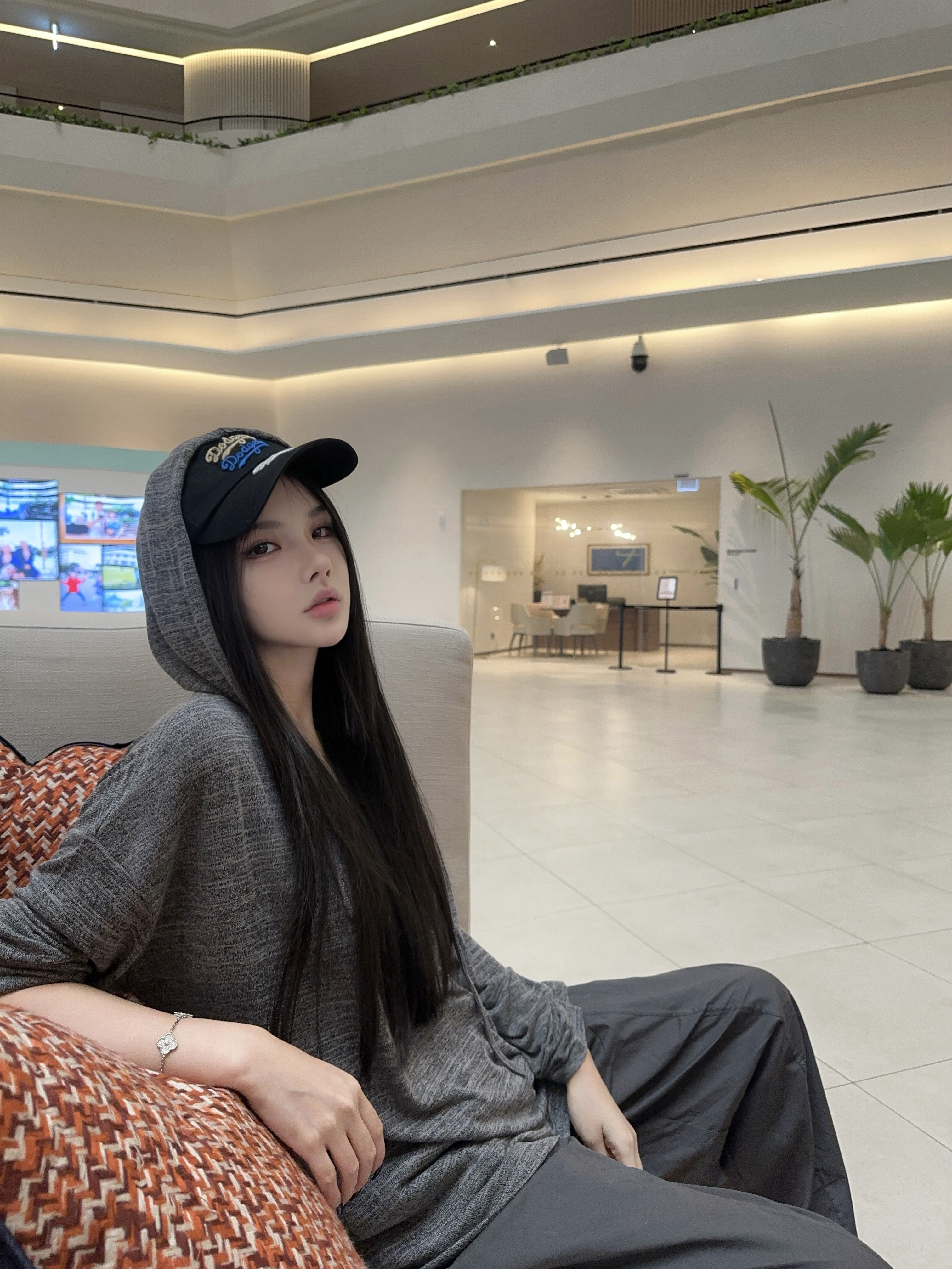 夏媛原创 机场穿搭 慵懒风薄款防晒长袖卫衣显瘦罩衫上衣2024夏季