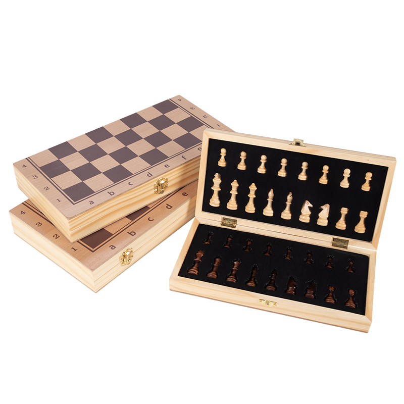 磁力国际象棋套装k可折叠便携式磁吸棋盘儿童磁力棋子实木制双皇