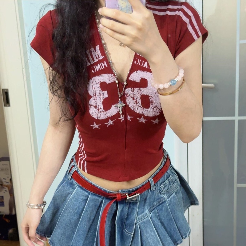 小个子v领球衣风短袖红色t恤女