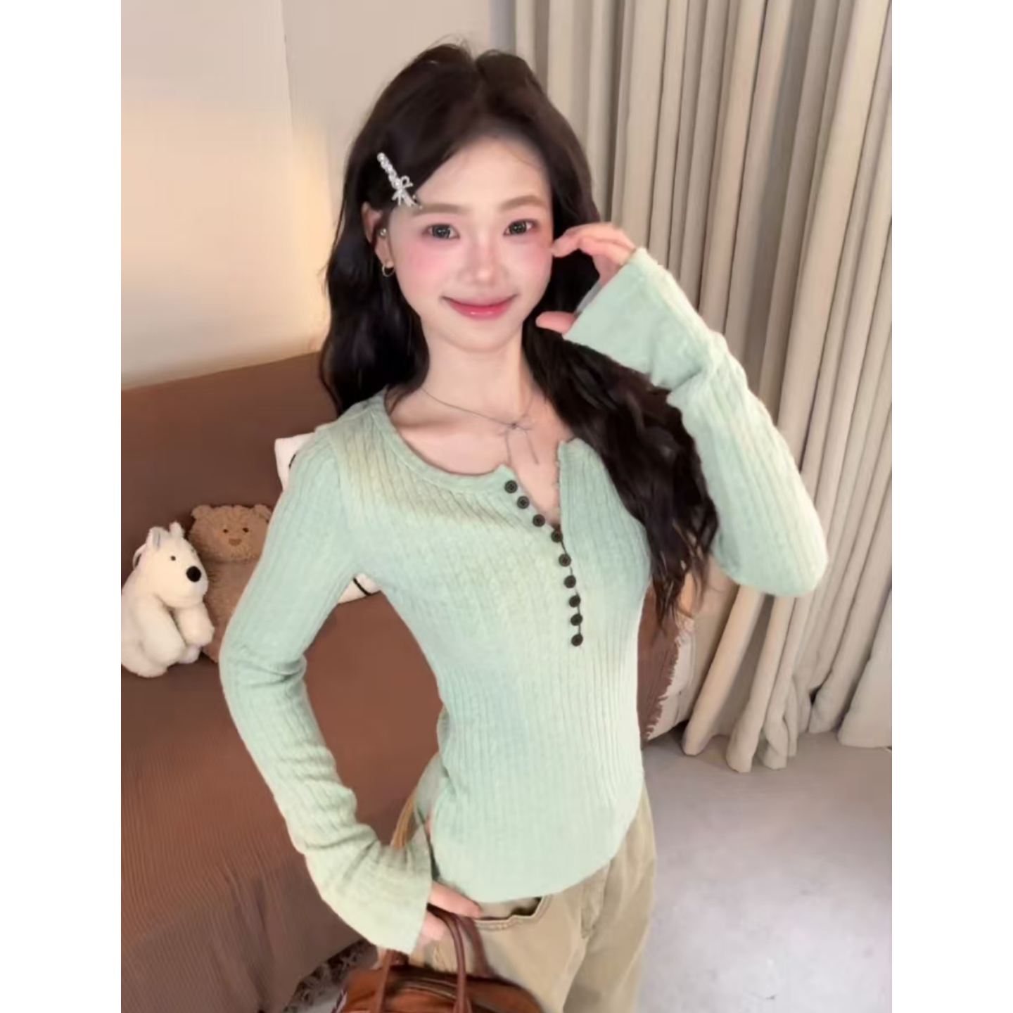 秋冬季纽扣亨利领内搭长袖上衣女