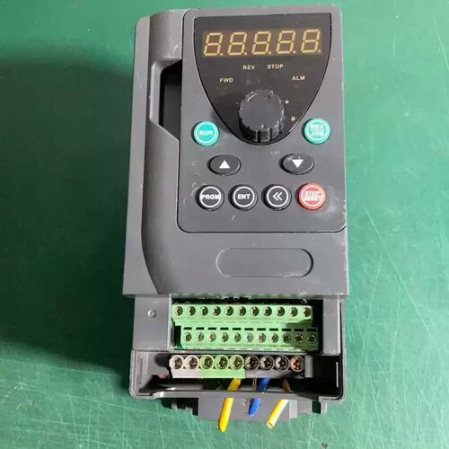 售前询价SK变频器SK500-XS0015G3，实物拍摄，包邮