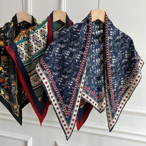 韩系复古印花大三角巾披肩女夏季