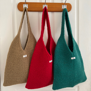 韩国egg羊毛针织单肩包大容量手提包小众设计感毛线编织背心包潮