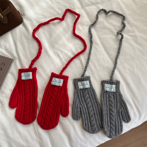 复古麻花针织包指连绳手套可触屏