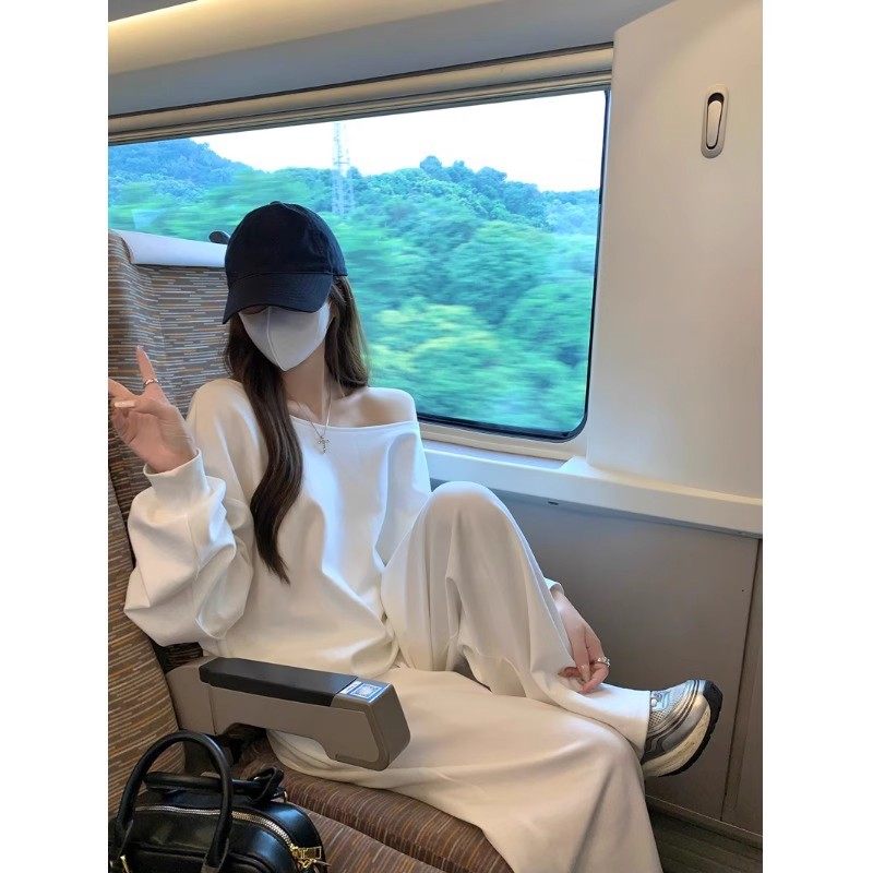 极简风穿搭套装宽松白色斜肩长袖卫衣女秋季垂感休闲阔腿裤两件套,女装/女士精品,时尚套装,淘宝优惠券,粉丝福利购,淘宝优惠卷