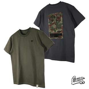 T恤圆领宽松 MADNESS 余文乐 水洗短袖 背后迷彩大贴布 BADGED TEE