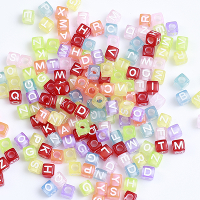 6x6mm英文字母亚克力明彩方珠