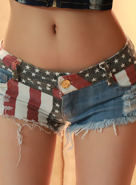 2026齐小dj牛仔低腰紧身超短裤加大双加心机牛仔短裤性感女破洞裤