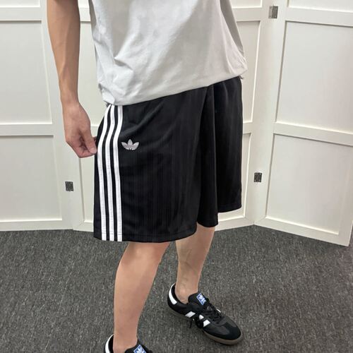 阿迪达斯三叶草男夏季新款速干短裤运动复古条纹五分裤 JC6245