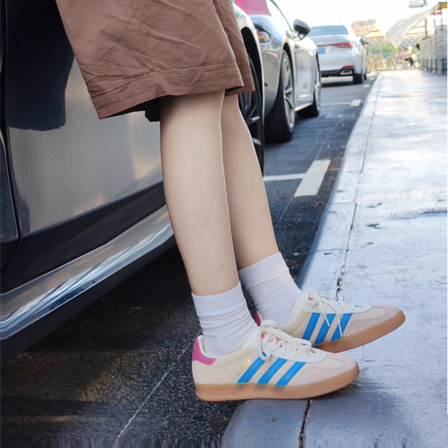 阿迪达斯三叶草Gazelle男女粉蓝色低帮休闲德训鞋T头板鞋JQ0010