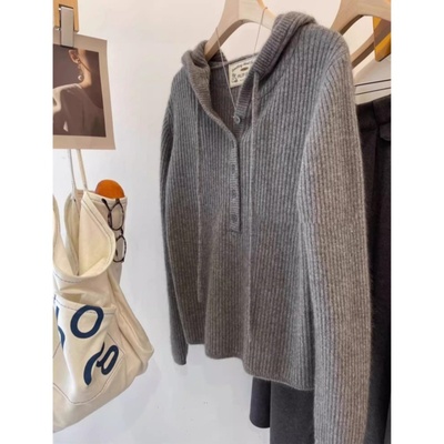 灰色连帽100％纯羊毛衫女