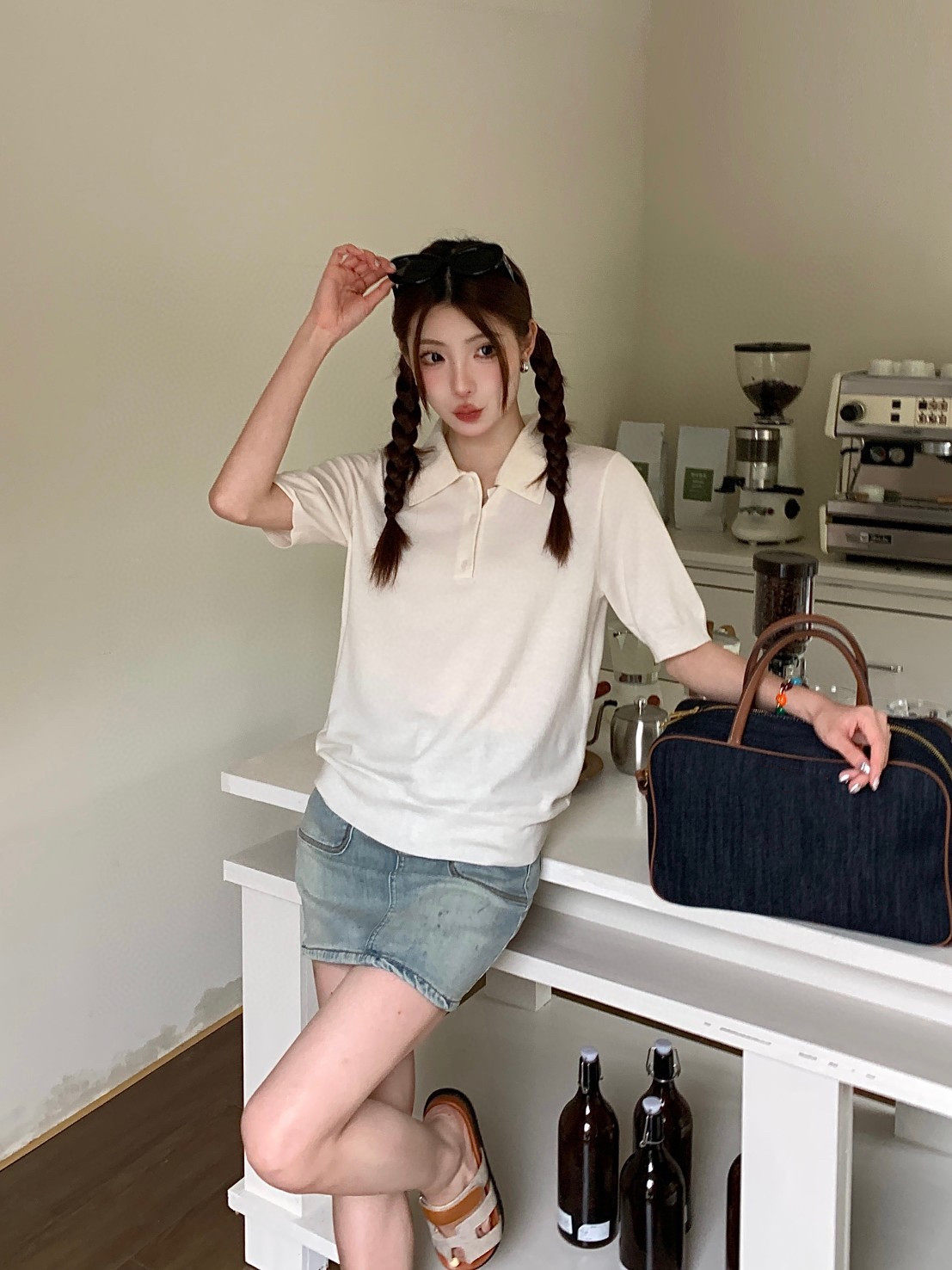여성을위한 디자이너 브랜드 기질 캐시미어 반팔 폴로 셔츠 2024 새로운 스타일 편안한 허리 허리 게으른 탑 트렌드