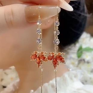 红色锆石枫叶长款流苏耳线轻奢高级感百搭耳坠气质流行显脸瘦耳饰